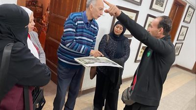 وفد حزب الإصلاح والنهضة بالإسماعيلية يزور مركز الوثائق بالمحافظة