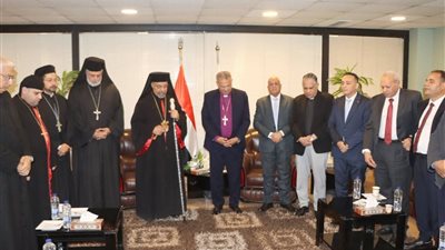 بطريرك الكاثوليك يزور رئيس الكنيسة الإنجيلية للتهنئة بعيد الميلاد المجيد 