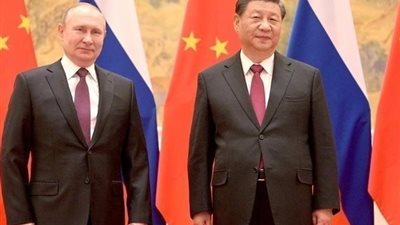 بعد استهداف بوتين.. الصين تدعو لضبط النفس وروسيا تلوح بتغيير قواعد التفاوض