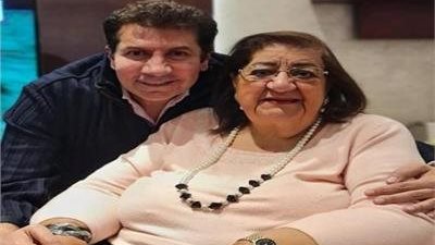 عزاء والدة هاني رمزي.. تعرف على الموعد والمكان