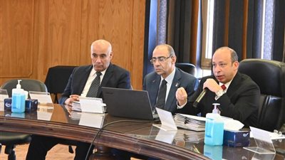 عميد طب قصر العيني يكشف حقيقة إلغاء الدبلومات المهنية داخل الكلية 