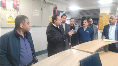 «كرامة المريض خط أحمر».. وكيل صحة أسيوط يفاجئ مستشفيات المحافظة بجولة مفاجئة 