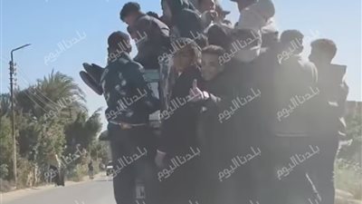 سيارات الربع نقل.. خطر يهدد حياة المواطنين في أسيوط