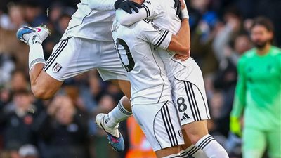 بهدف نظيف فولهام يفوز على ليفربول في الشوط الأول 