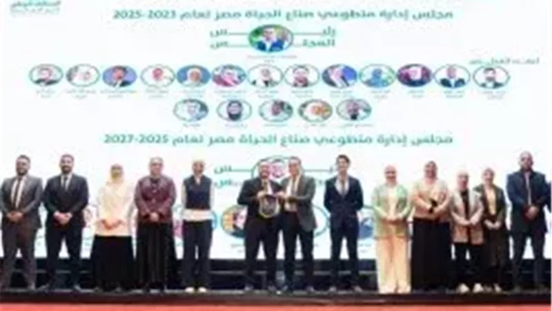 التحالف الوطني يستعرض