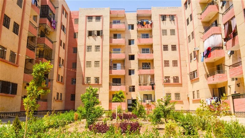 شقق الإسكان الاجتماعي