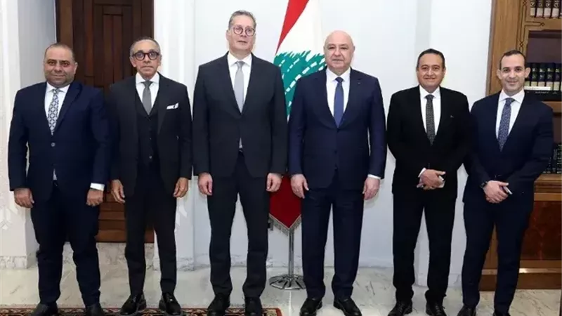 الرئيس اللبناني خلال