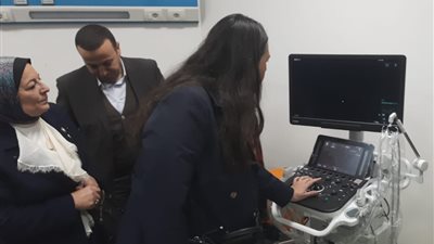 طب قصر العيني تسلُّم جهاز تشخيصي متحرك لمواجهة السكتة الدماغي.. تفاصيل