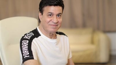 حلمي عبد الباقي يعلن إيقافه عن العمل فى نقابة الموسيقيين