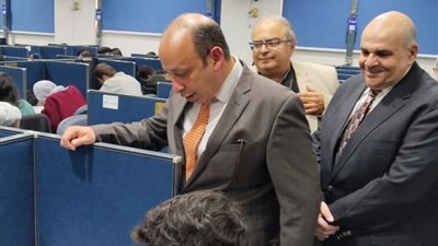 عميد طب قصر العيني يشدد على أهمية توفير بيئة امتحانية مناسبة وآمنة للطلاب