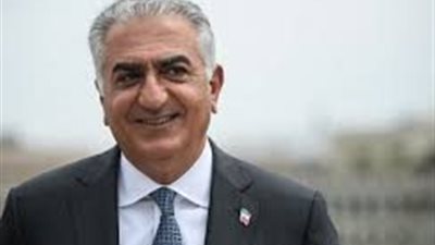 ولي عهد إيران الراحل يدعو للانتقال من الاحتجاج إلى السيطرة في طهران