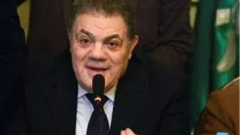 الدكتور‭ ‬السيد‭