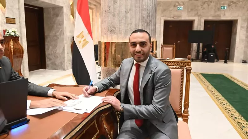 النائب محمد تيسير