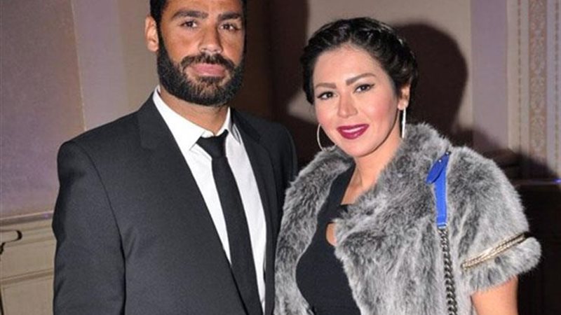 لقاء الخميسى وزوجها