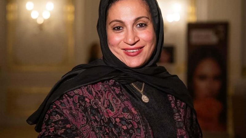 الإعلامية والصحفية