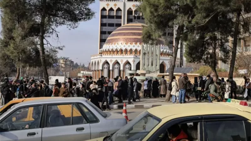 الحكومة السورية تخلي