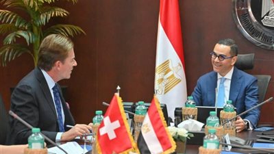 وزير الاستثمار : المنتدى الاقتصادي المصري السويسري لتطبيق أفكار الاستثمار على أرض الواقع