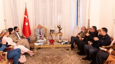 السفير التركي يلتقي برجال أعمال مصريين لبحث سبل التعاون السياحي