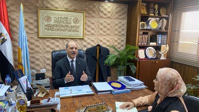 تعليم الإسكندرية: كل الطلاب استلموا التابلت.. والامتحانات موحدة بين الورقي والإلكتروني| خاص