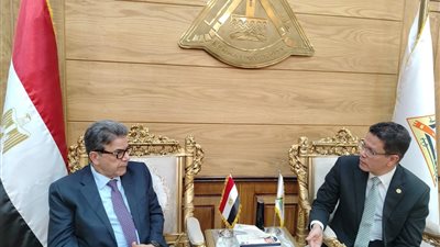 رئيس جامعة بنها يؤكد على أهمية الاستثمار فى المعرفة