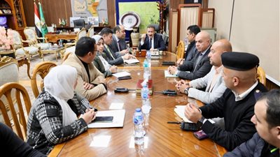 محافظ المنوفية يناقش الإجراءات التنظيمية النهائية لغلق كوبري مبارك بـ