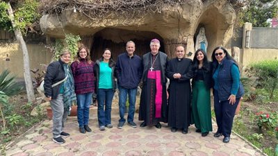 مطران الكنيسة اللاتينية بمصر يختتم يوبيل الرجاء مع نزلاء سجن العاشر من رمضان