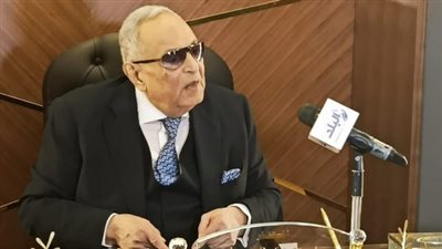 أبو شقة ينسحب من انتخابات رئاسة حزب الوفد ويقدم استقالته.. إيه الحكاية؟