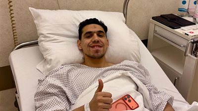 محمد حمدي يجري عملية الرباط الصليبي بنجاح 