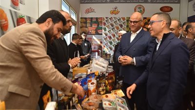 وزير الاستثمار يُعلن عن زيادة عدد موظفي مكاتب خدمات المستثمرين بالمحافظات