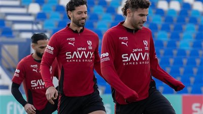 «دوري روش».. تعرف على التشكيل المتوقع لنادي الهلال السعودي أمام الرياض 