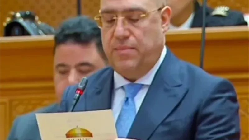 النائب عاصم الجزار