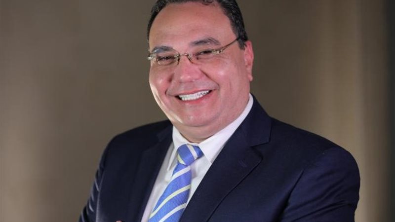 الدكتور وليد هندي