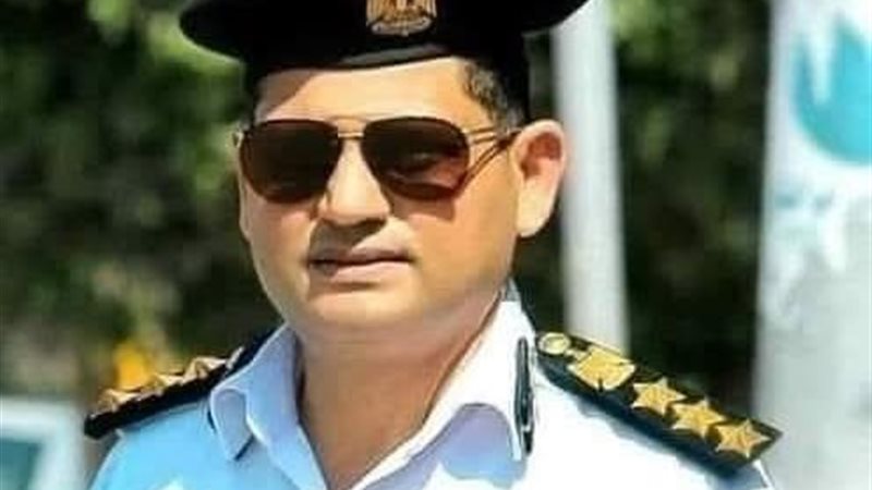 بعد سب ابنته علنًا..