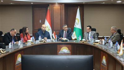 محافظ الجيزة يلتقي أعضاء مجلسي النواب والشيوخ عن حزب «حماة الوطن»