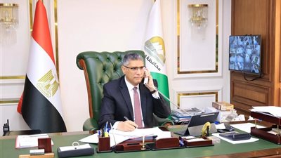 محافظ الجيزة يتواصل هاتفيا مع طلاب الشهادة الاعدادية بـ57357 للاطمئنان عليهم