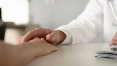 ضبط طبيب تحرش بسيدة أجنبية تحت ستار العلاج الطبيعي بالدقي 