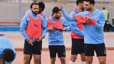صلاح محسن يقود هجوم المصري أمام الزمالك في الكونفدرالية 