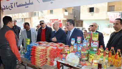 محافظ الجيزة يتفقد سوق اليوم الواحد بالحوامدية