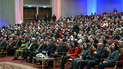 جامعة كفر الشيخ تحصد المركز الثاني في جائزة التميز الحكومي| صور 