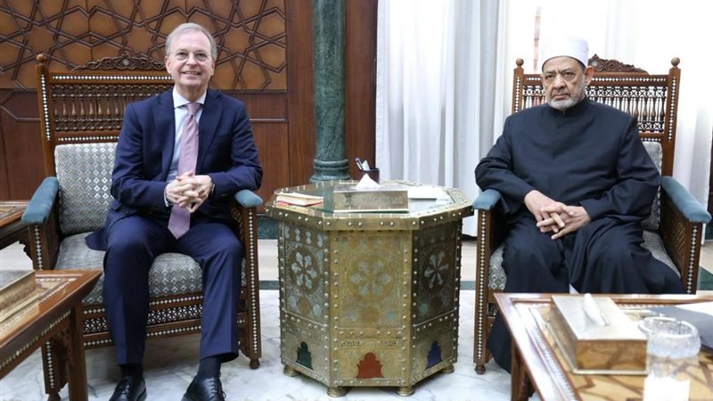 شيخ الأزهر الشريف،