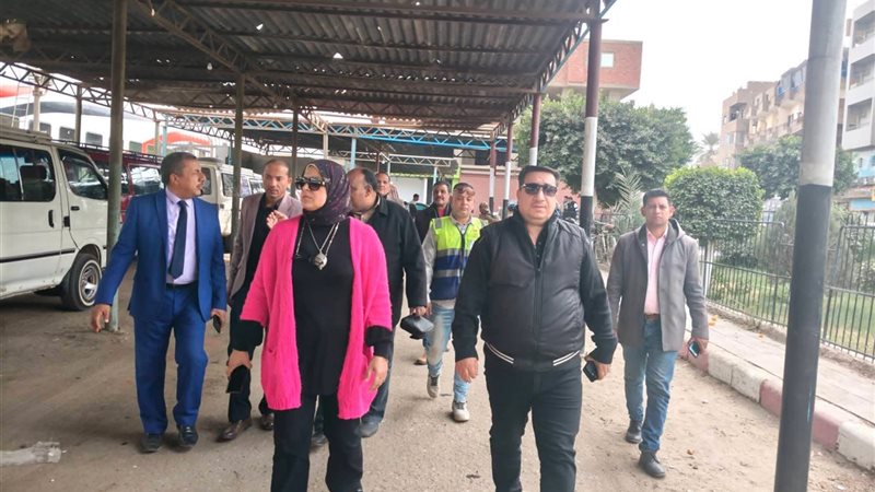 جانب من جولة اللجنة