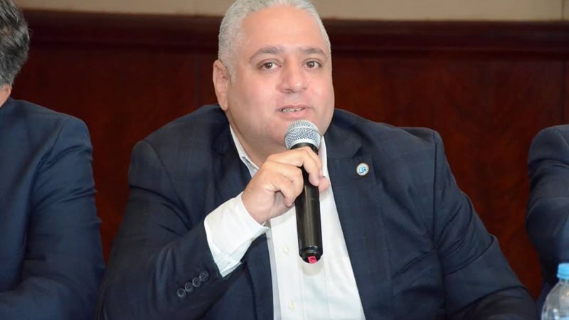 الدكتور محمد عصمت