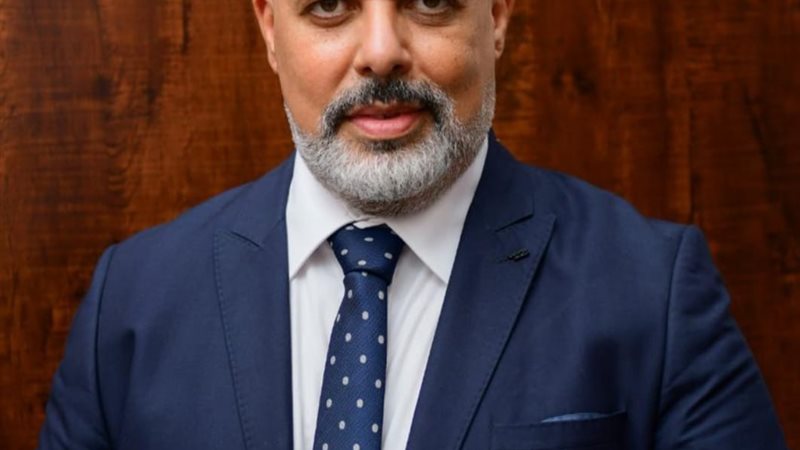 ايهاب واصف رئيس شعبة