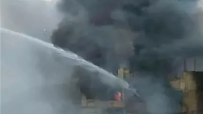 النيابة تبدأ التحقيقات لمعرفة أسباب حريق منشأة ناصر.. تفاصيل 