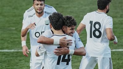 زد يقسو على نادي فاركو بثنائية في دوري نايل 