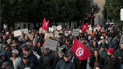 الرئيس التونسي يعلن مد حالة الطواريء في البلاد حتى نهاية 2026