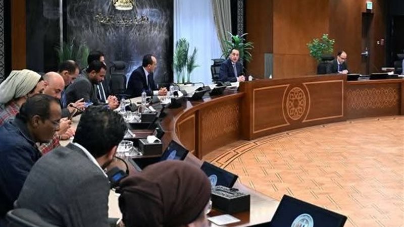 رئيس الوزراء يتفقد