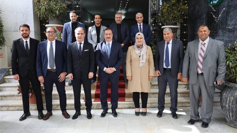 عقب الاجتماع