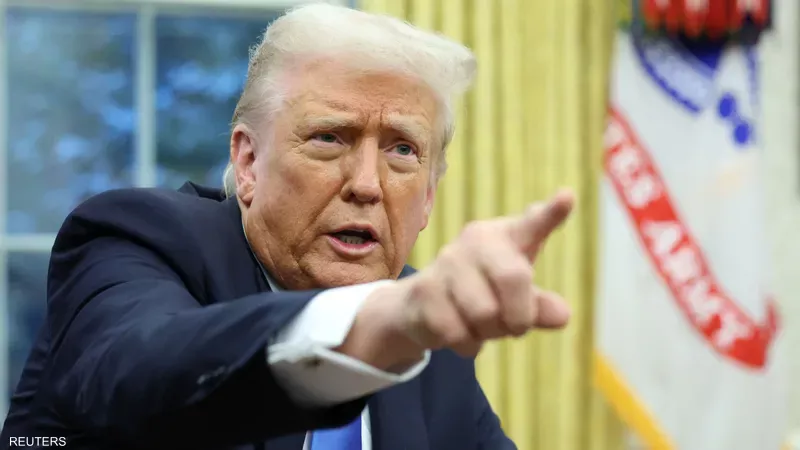 الرئيس الأمريكي دونالد