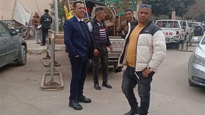 محسوب يكن يقود حملة رفع المخلفات والتصدي لكافة الإشغالات المعوقة لحركة المرور